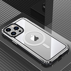 Handyhülle Hülle Luxus Aluminium Metall und Silikon Rahmen Tasche mit Mag-Safe Magnetic Magnetisch QC1 für Apple iPhone 13 Pro Max Silber