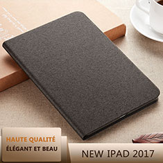Handytasche Stand Schutzhülle Leder L07 für Apple New iPad 9.7 (2018) Schwarz