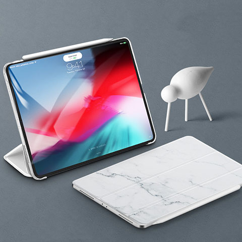 Handytasche Stand Schutzhülle Leder für Apple iPad Pro 11 (2018) Weiß