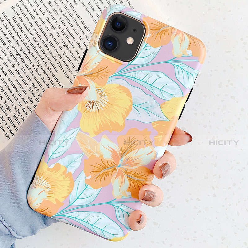 Handyhülle Silikon Hülle Gummi Schutzhülle Blumen S04 für Apple iPhone 11 Gold