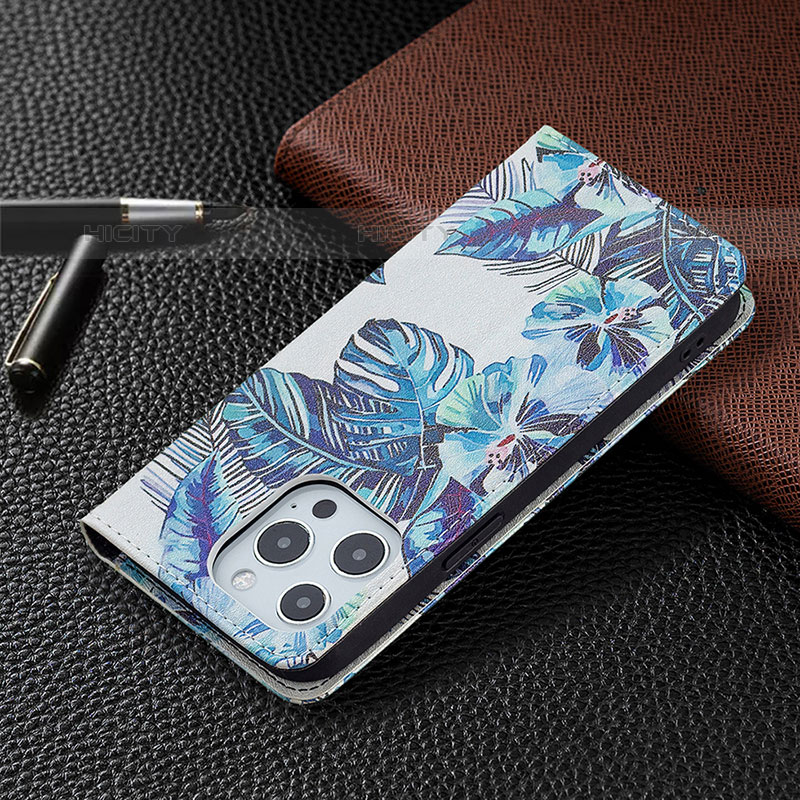 Handytasche Stand Schutzhülle Flip Leder Hülle Blumen für Apple iPhone 15 Pro Blau