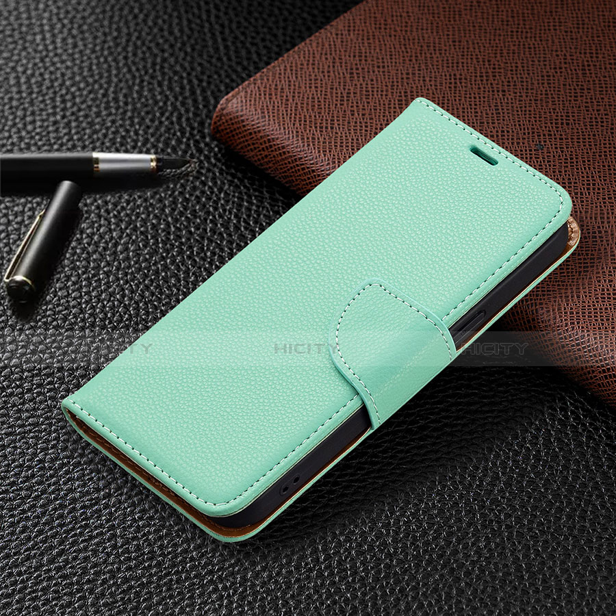 Handytasche Stand Schutzhülle Flip Leder Hülle für Apple iPhone 13 Pro Cyan groß