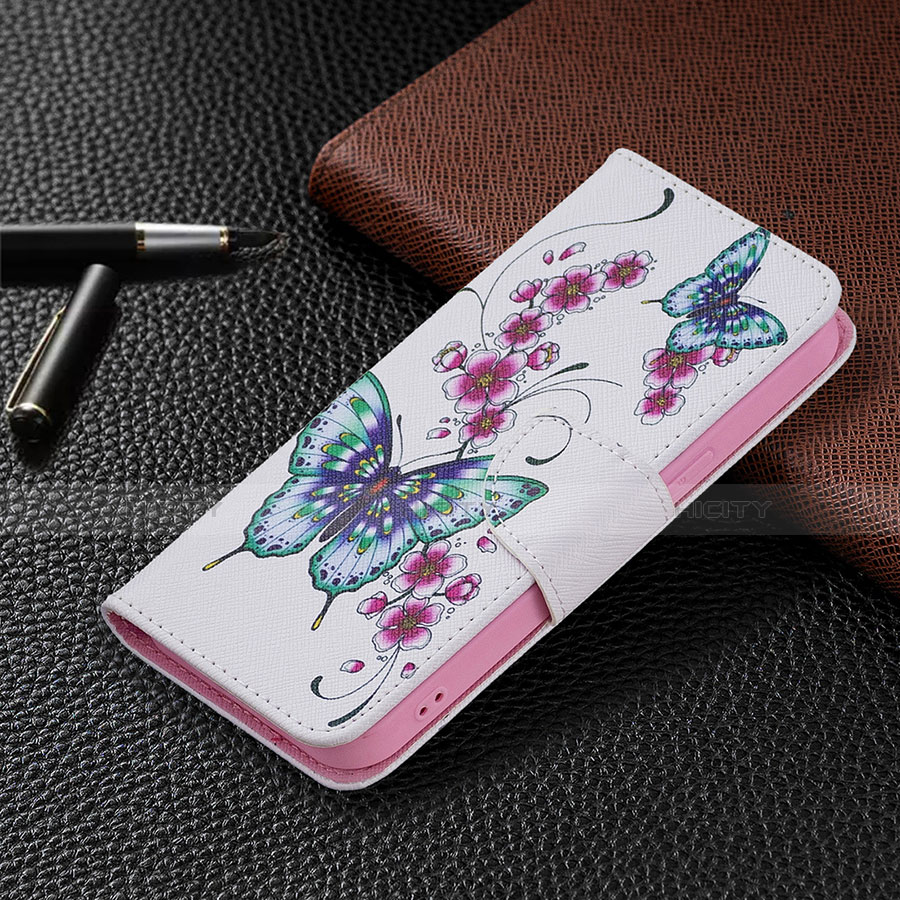 Handytasche Stand Schutzhülle Flip Leder Hülle Schmetterling L07 für Apple iPhone 13 Weiß