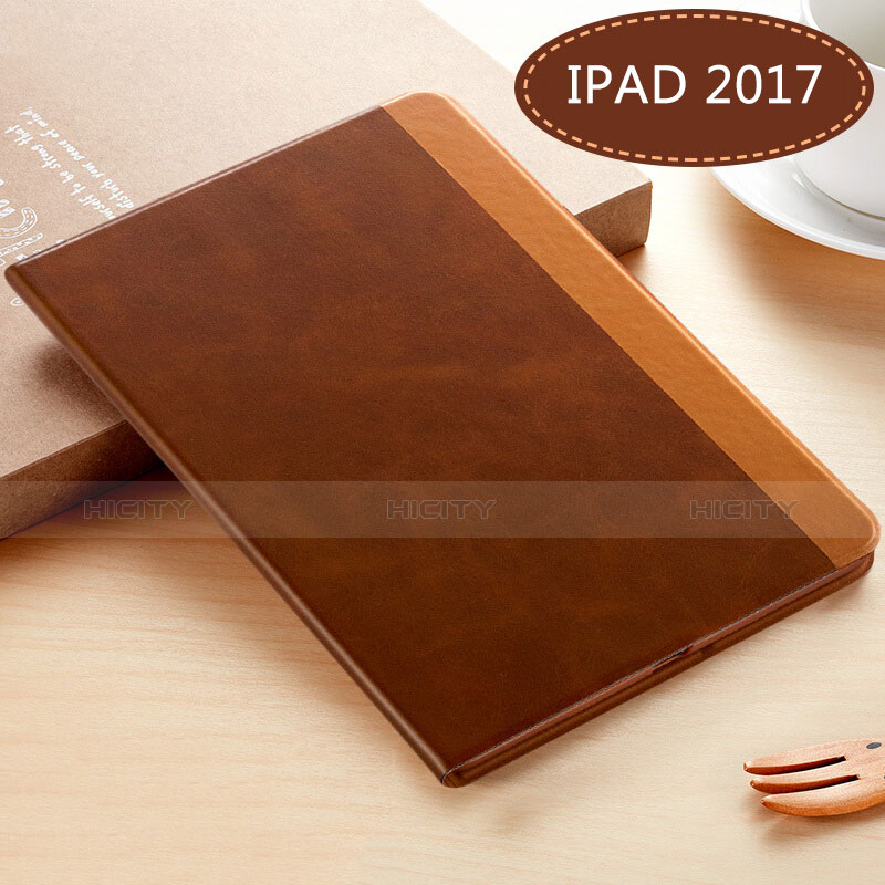 Handytasche Stand Schutzhülle Leder L06 für Apple New iPad 9.7 (2017) Braun