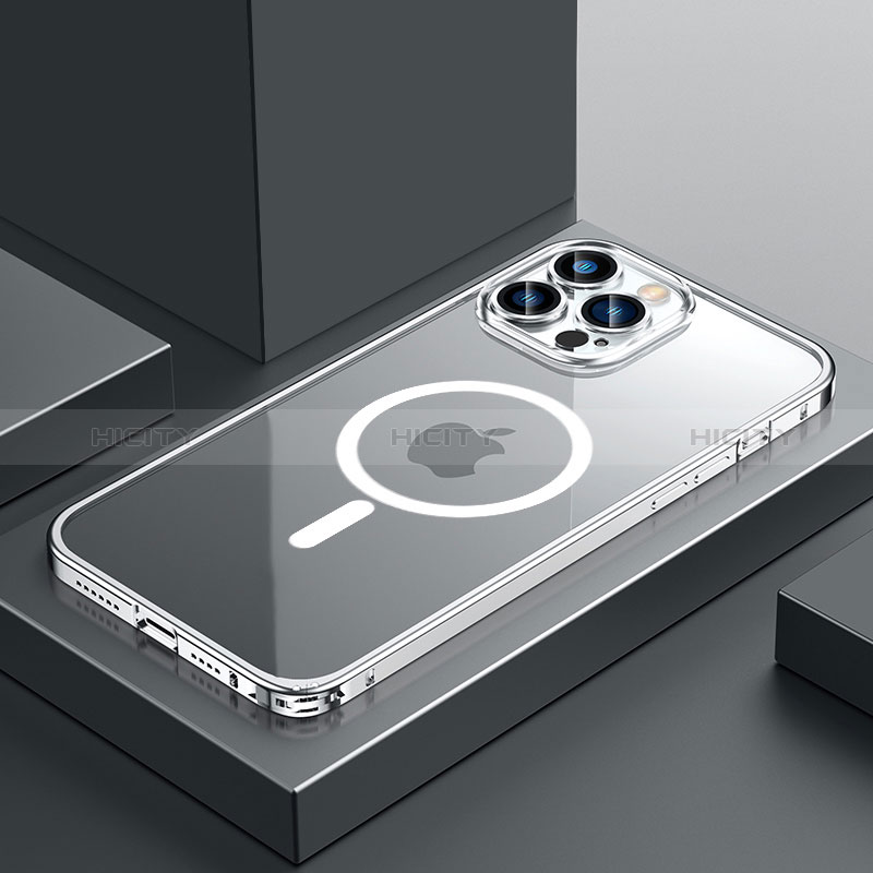Schutzhülle Luxus Metall Rahmen und Kunststoff Schutzhülle Tasche mit Mag-Safe Magnetic Magnetisch QC3 für Apple iPhone 13 Pro Silber Plus