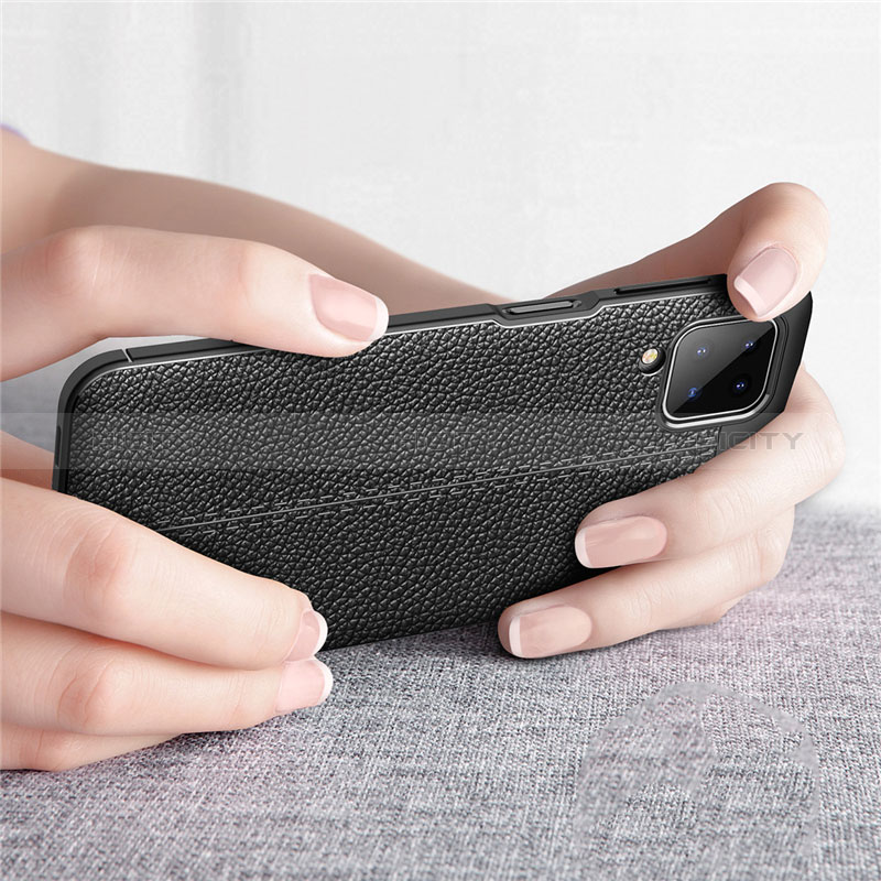 Silikon Hülle Handyhülle Gummi Schutzhülle Flexible Leder Tasche für Samsung Galaxy A12 Nacho